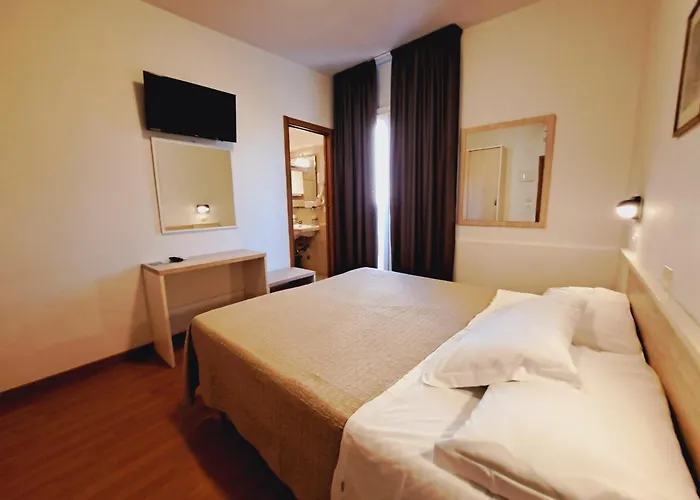 Butterfly&younique 3*