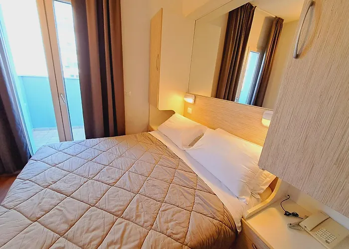 Butterfly&younique Rimini