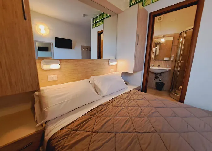 Hotel Butterfly&younique 3*