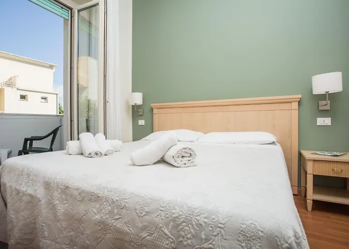 Butterfly&younique 3* Rimini