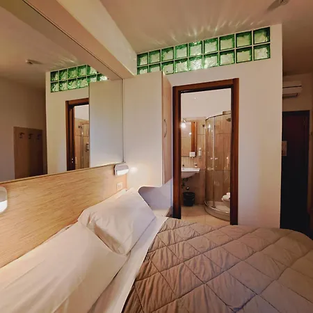 Hotel Butterfly 3*