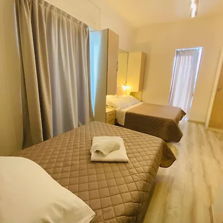 Butterfly Hotel 3*