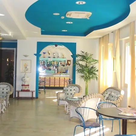 Butterfly & Younique 3*