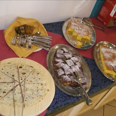 ホテル Butterfly & Younique リミニ