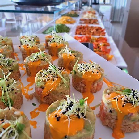 Butterfly & Younique ホテル 3*