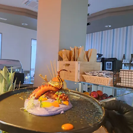 Butterfly & Younique Hotel