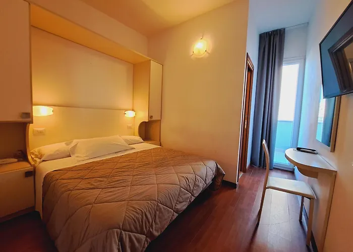 Butterfly & Younique Szálloda 3*