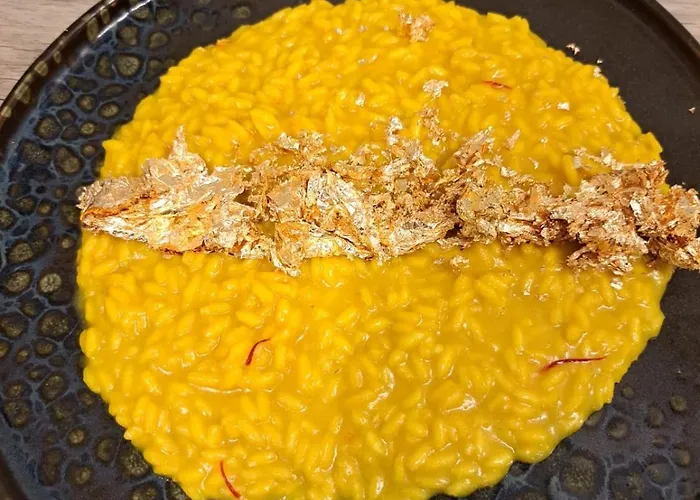 Butterfly & Younique 3* Rimini