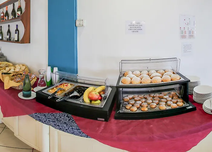 Butterfly & Younique Hotell