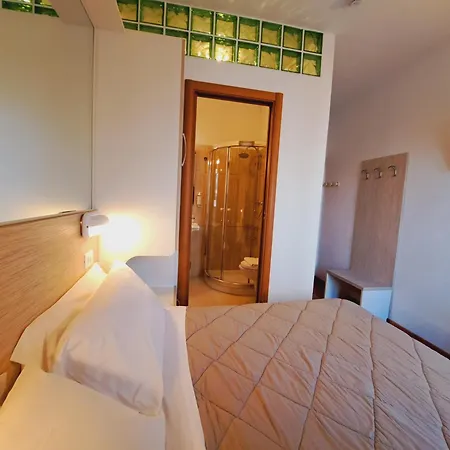 Butterfly & Younique Hotel Rimini