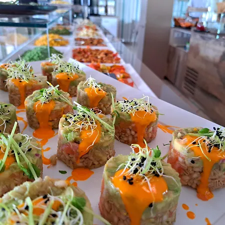 Butterfly & Younique Hotel 3*