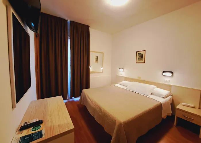 Hotel Butterfly & Younique Rimini