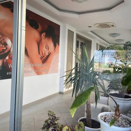 Butterfly & Younique Ξενοδοχείο 3*