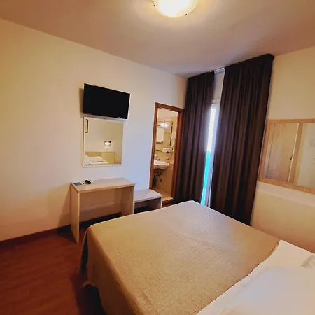 Butterfly & Younique Ξενοδοχείο