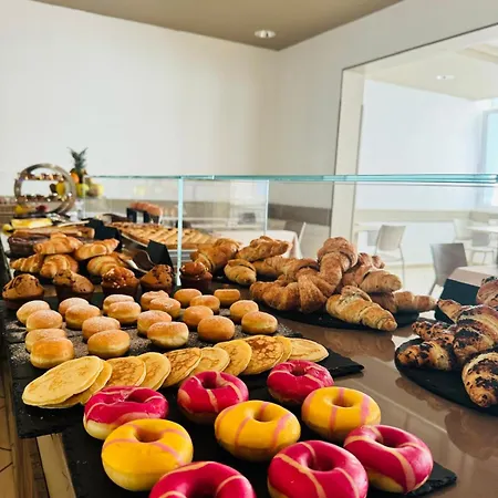 Butterfly & Younique Ξενοδοχείο 3*