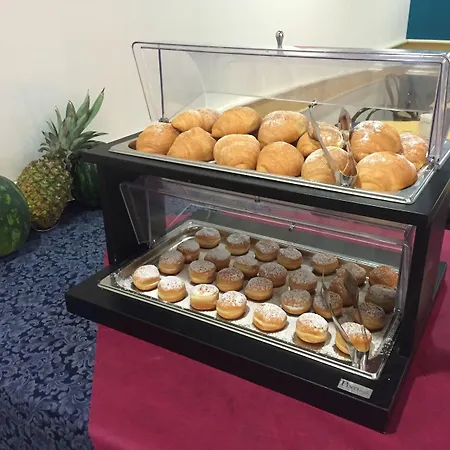 Butterfly & Younique 3*